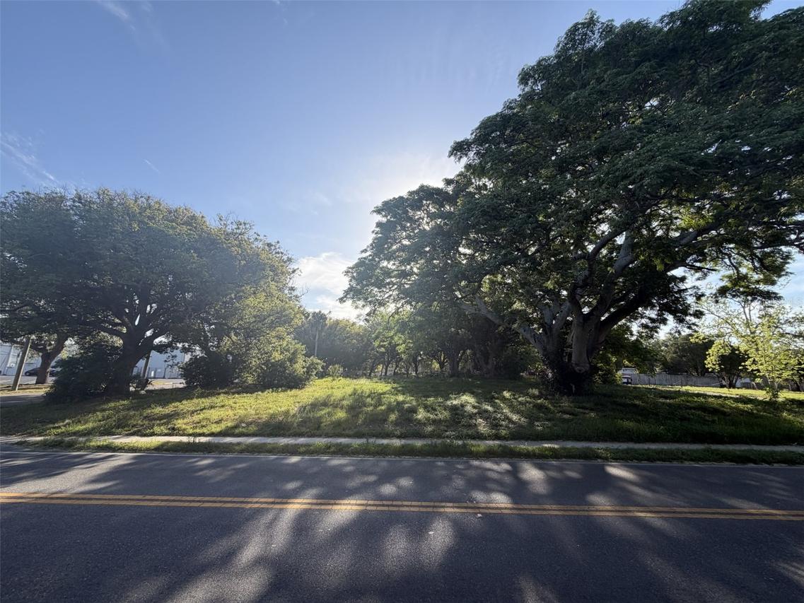 6818 Congress St., New Port Richey, FL 34653