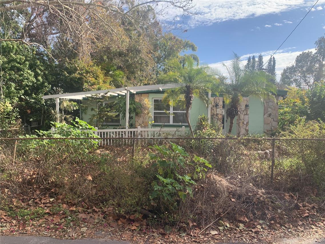 5853 39th St., St Petersburg, FL 33714