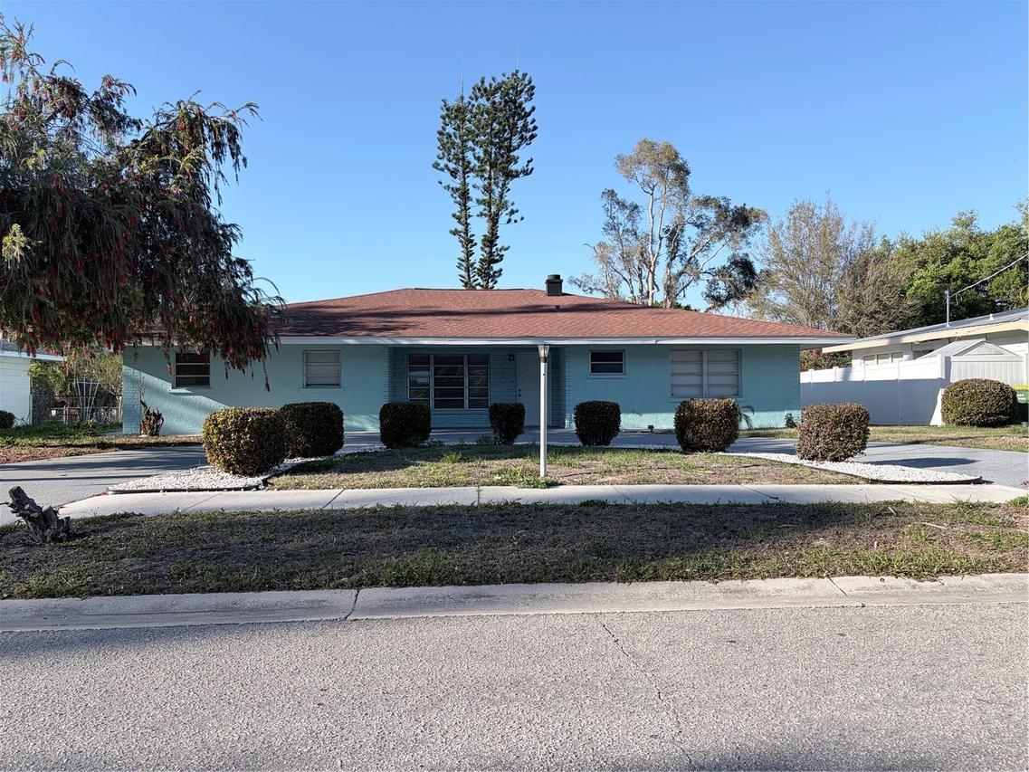 1339 22nd St., Sarasota, FL 34234