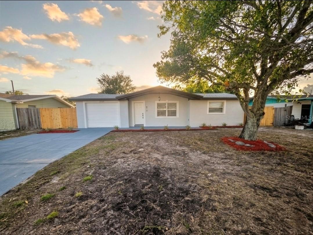 3429 Devonshire Dr., Holiday, FL 34691