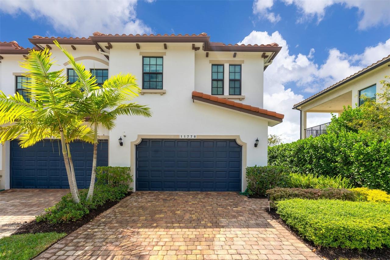 11778 SW 13th Ln., Pembroke Pines, FL 33025