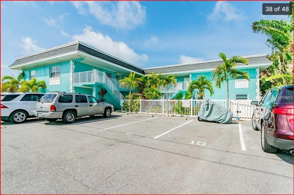 11440 1st St. #6, Treasure Island, FL 33706