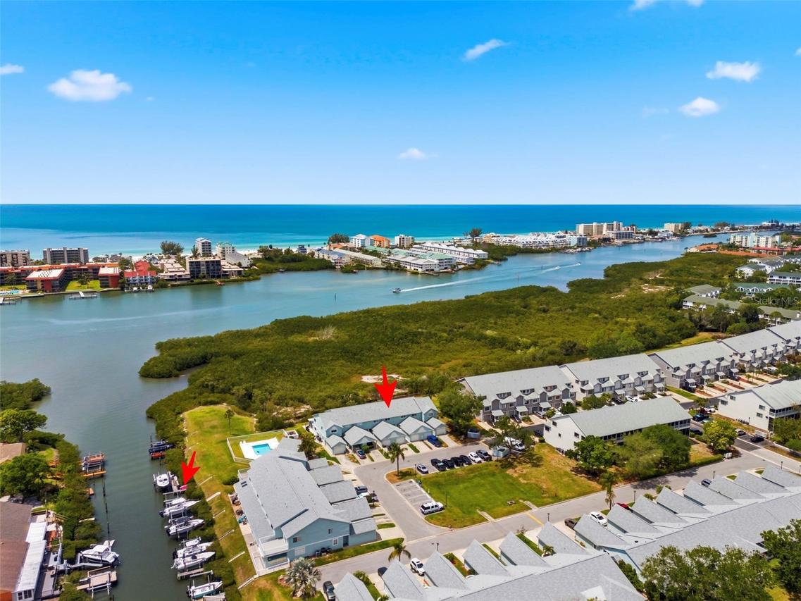 9438 Tara Cay Ct. #27, Seminole, FL 33776