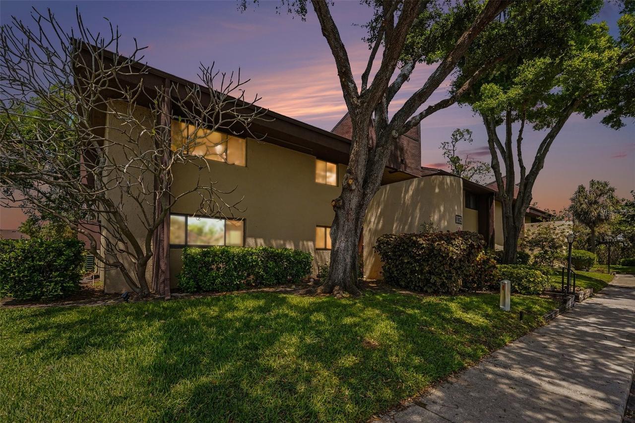 10755 Village Club Cir. #101, St Petersburg, FL 33716