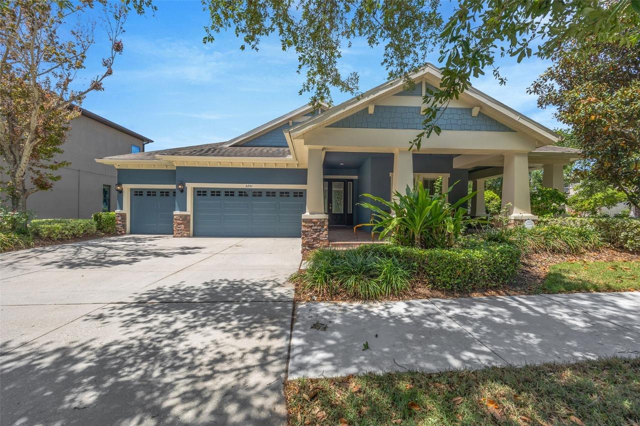 5201 Sparrowglen Pl., Lithia, FL 33547
