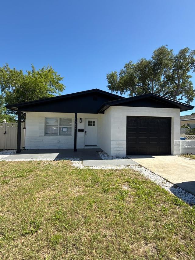 1842 Maryland Ave., St Petersburg, FL 33703