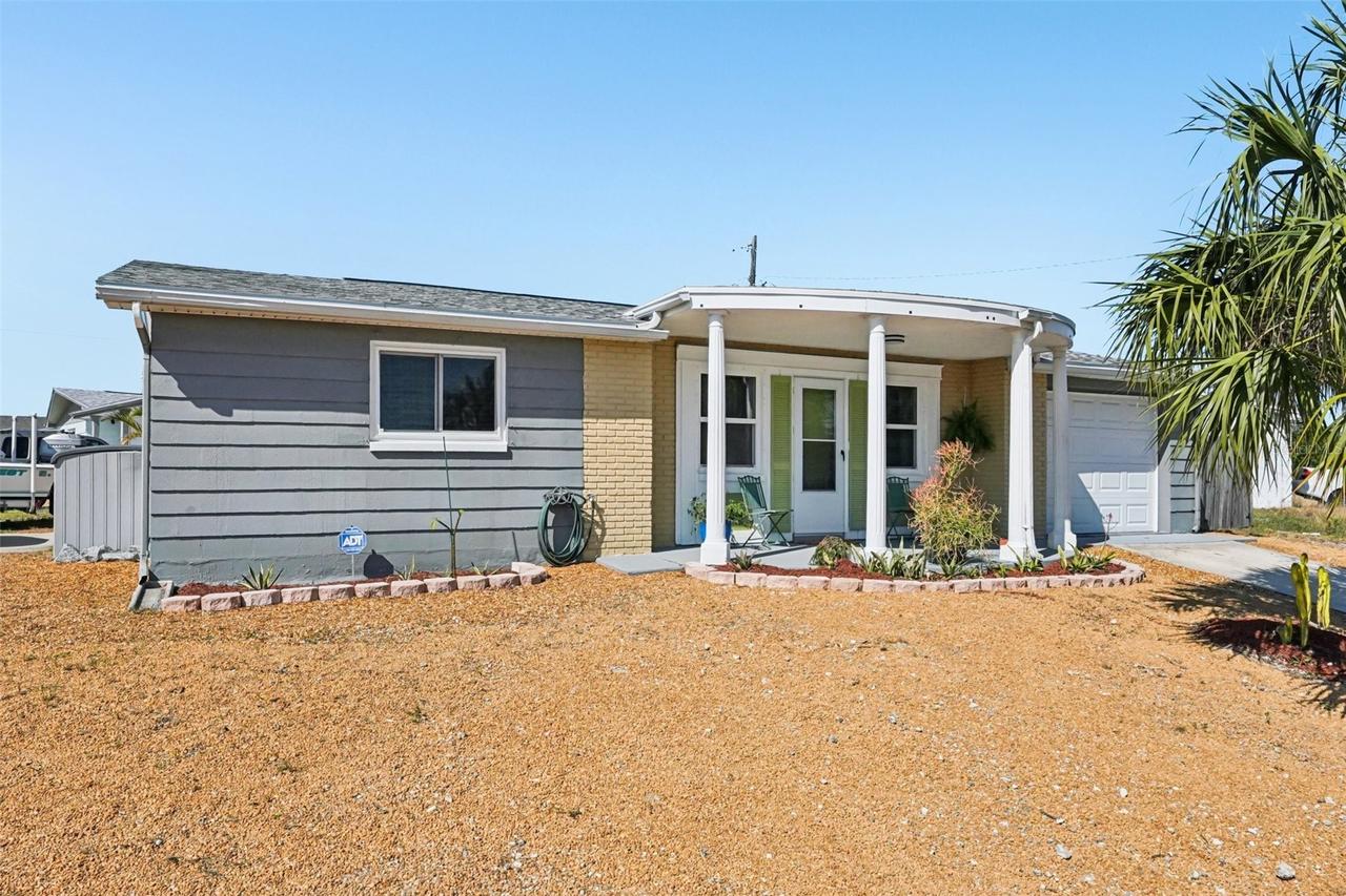 4201 Beacon Square Dr., Holiday, FL 34691