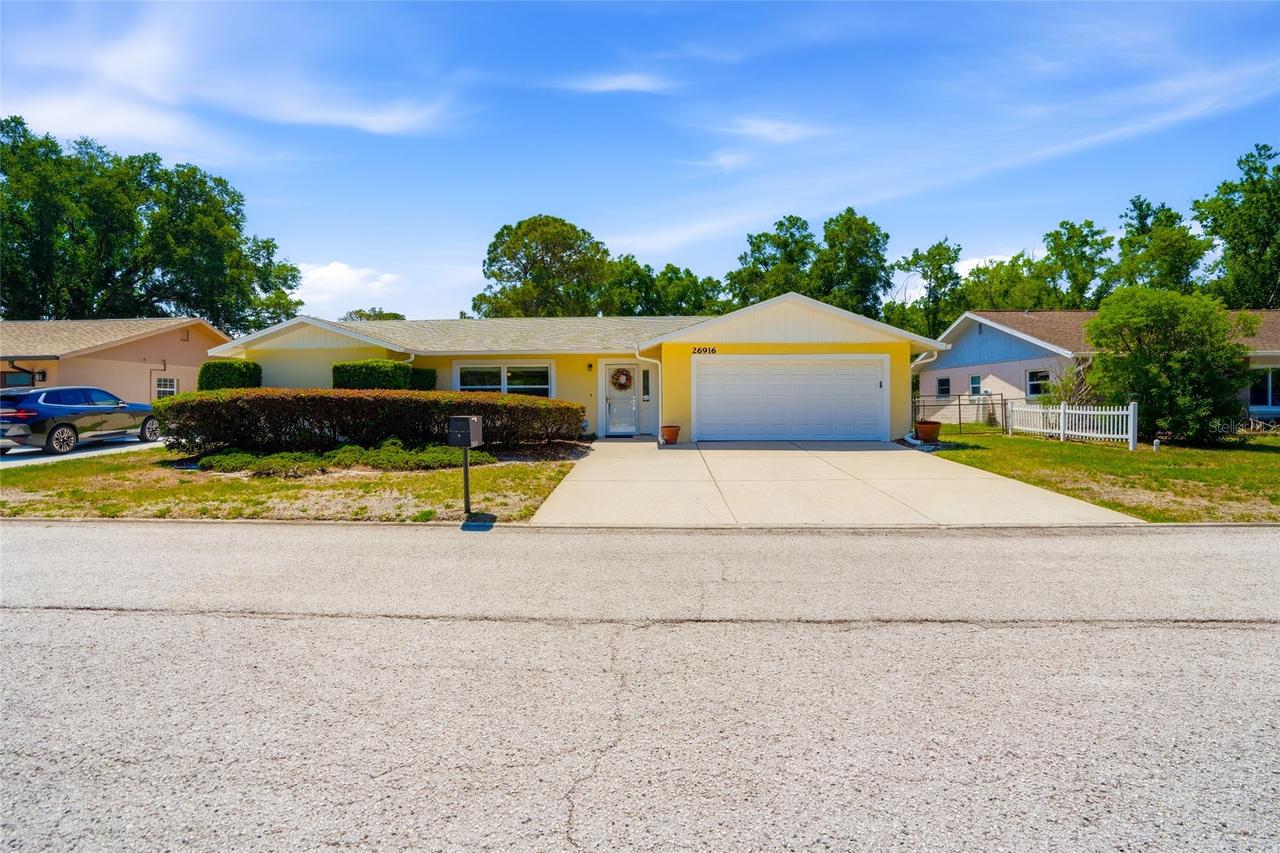 26916 Magnolia Blvd., Lutz, FL 33559