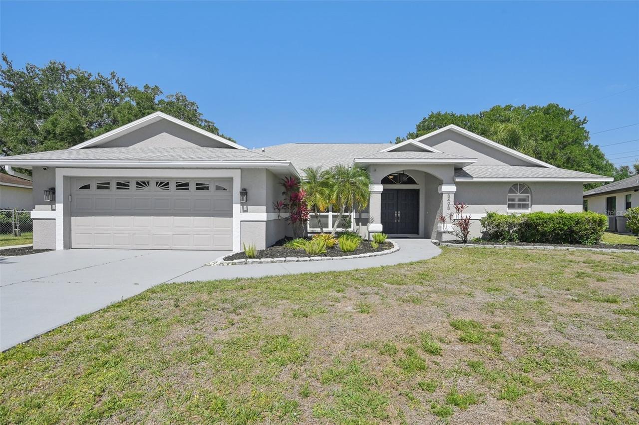 5495 Cynthia Ln., Sarasota, FL 34235