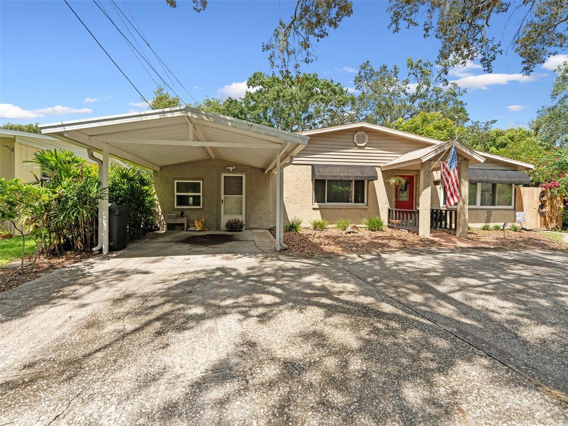 12510 Noreast Lake Dr., Tampa, FL 33612