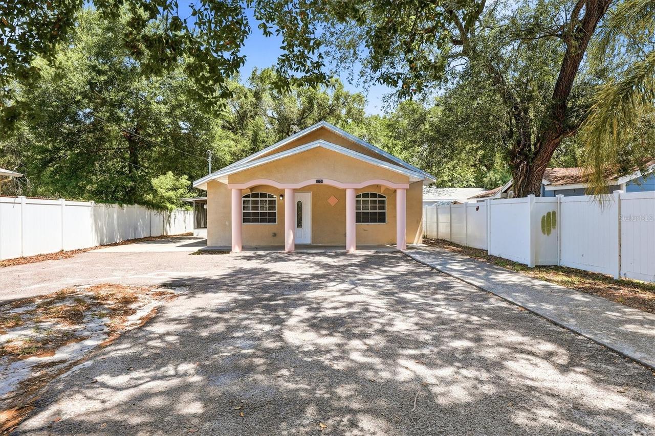 1708 E Genesee St., Tampa, FL 33610