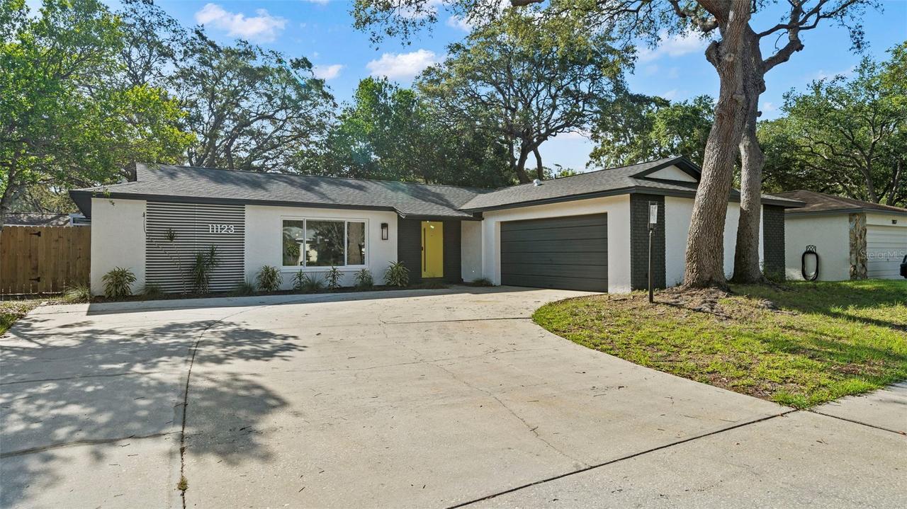 11123 117th Way, Seminole, FL 33778