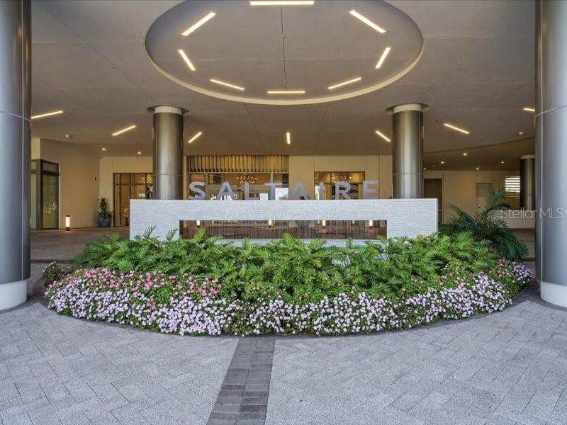 301 1st St. #907, St Petersburg, FL 33701