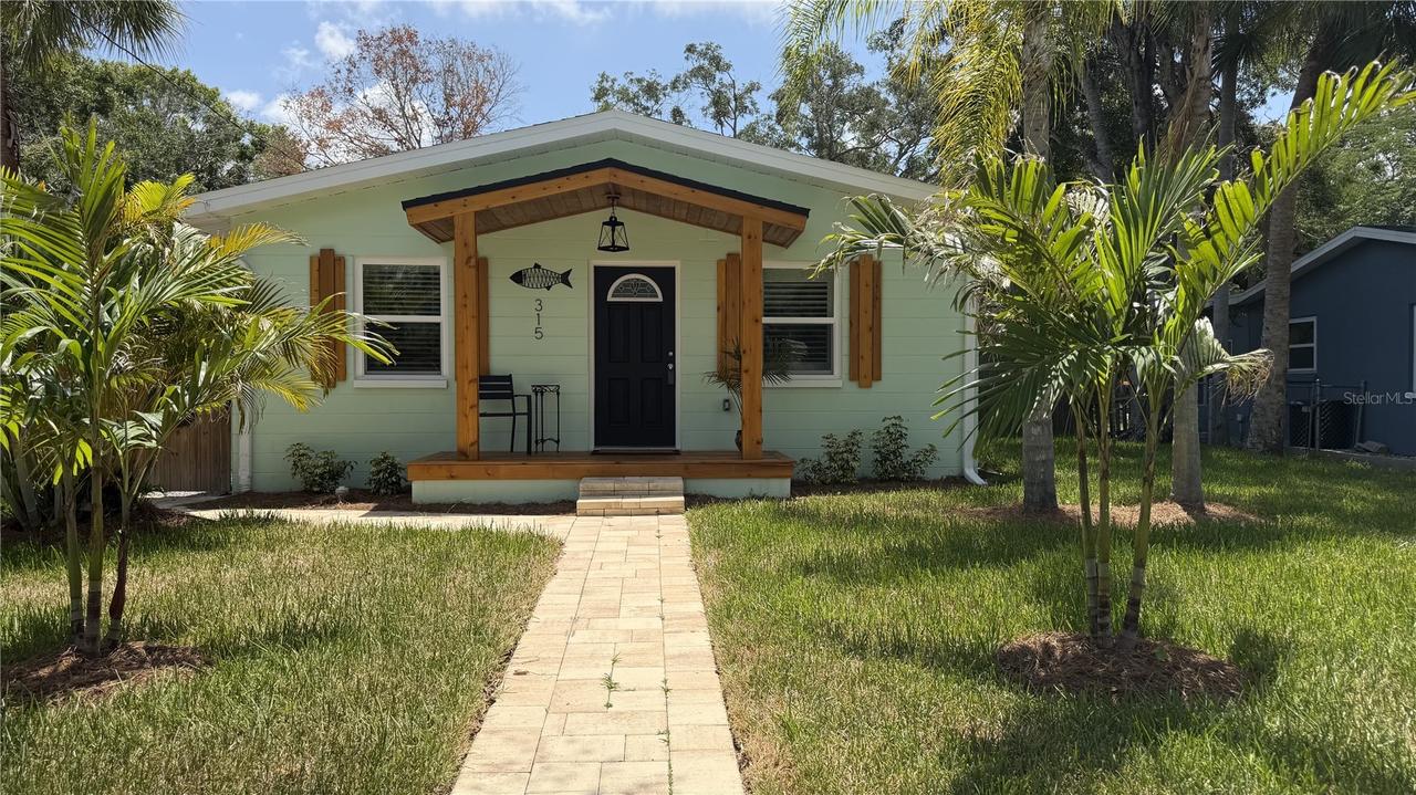 315 Bath St., Tarpon Springs, FL 34689