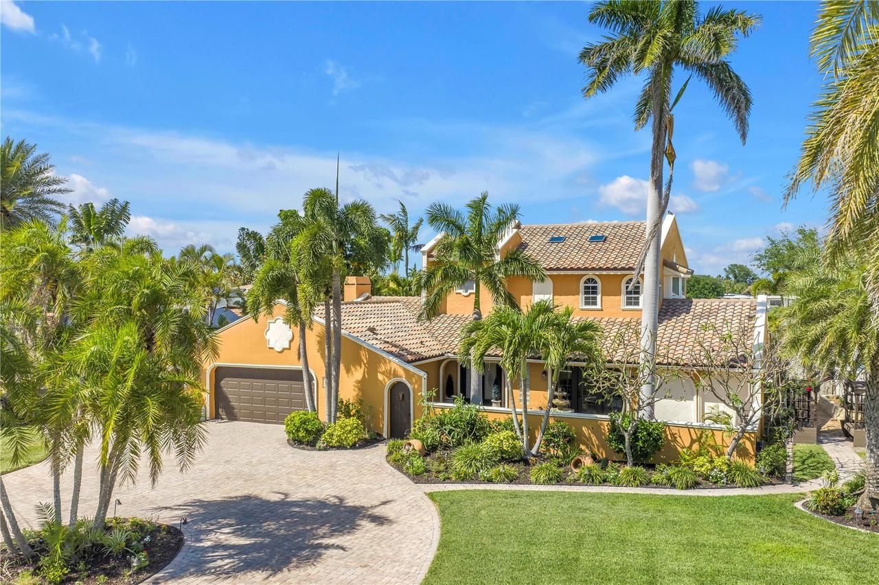 3945 Poinsettia Dr., St Pete Beach, FL 33706