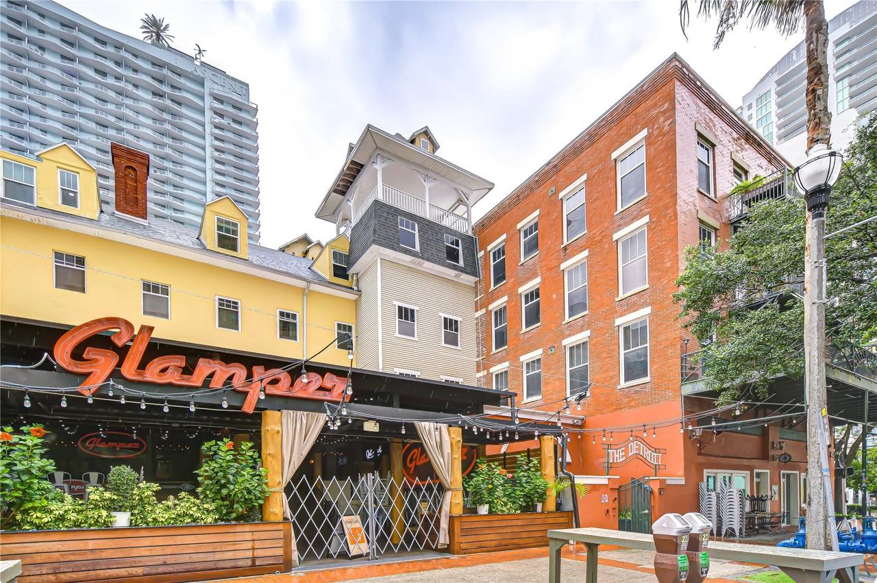 215 Central Ave. #2B, St Petersburg, FL 33701