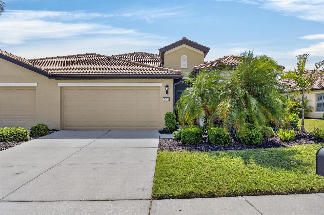 5474 Sunset Falls Dr., Apollo Beach, FL 33572