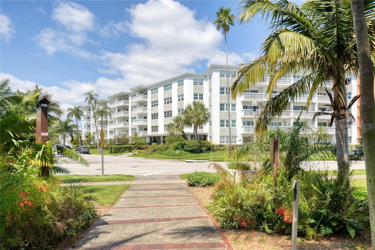 1100 N Shore Dr. #505, St Petersburg, FL 33701