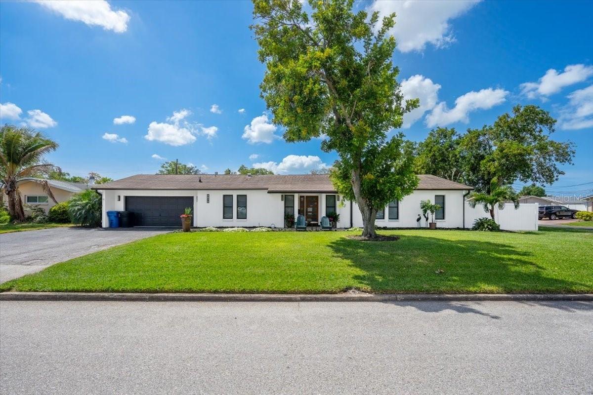 6870 13th Ave., St Petersburg, FL 33710