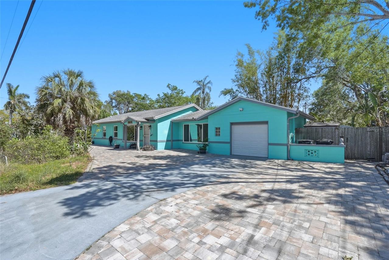 4624 27th Ave., Gulfport, FL 33711