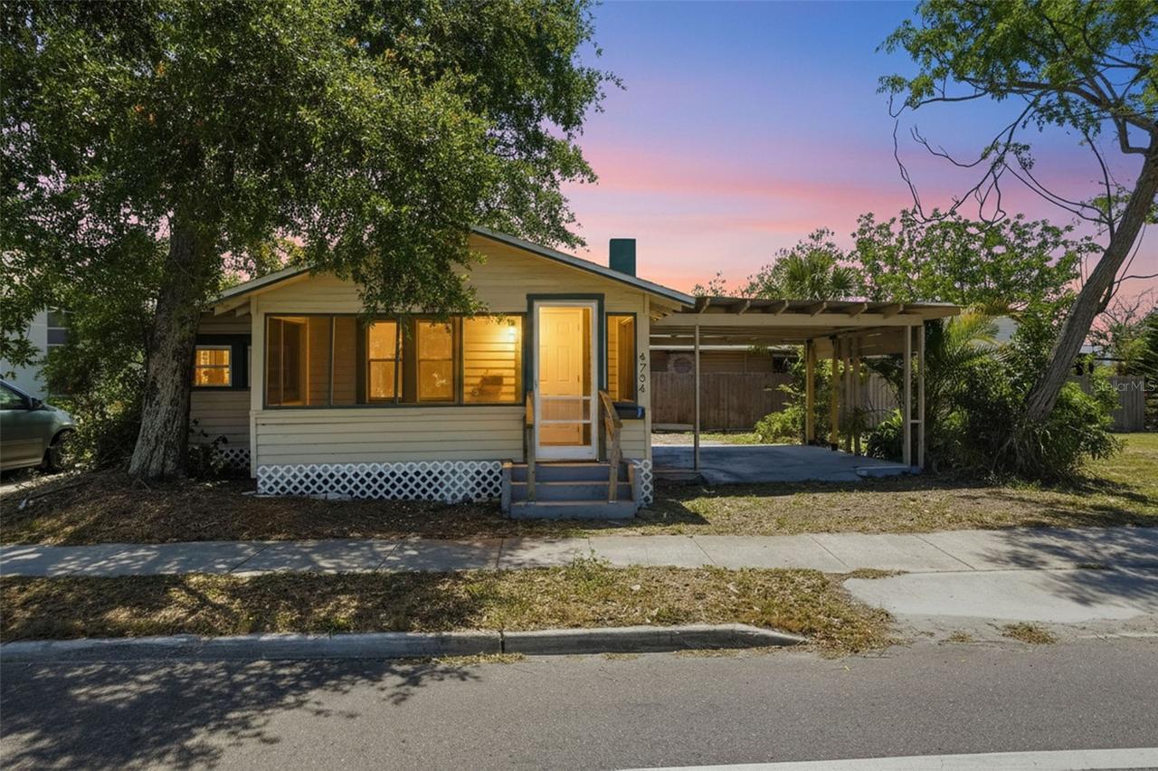 4734 15th Ave., St Petersburg, FL 33711