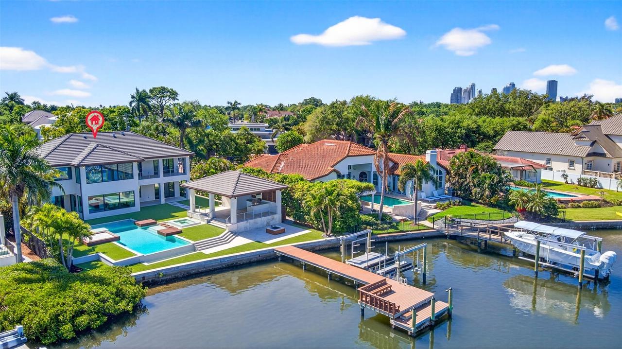 460 Coffee Pot Riviera Blvd., St Petersburg, FL 33704