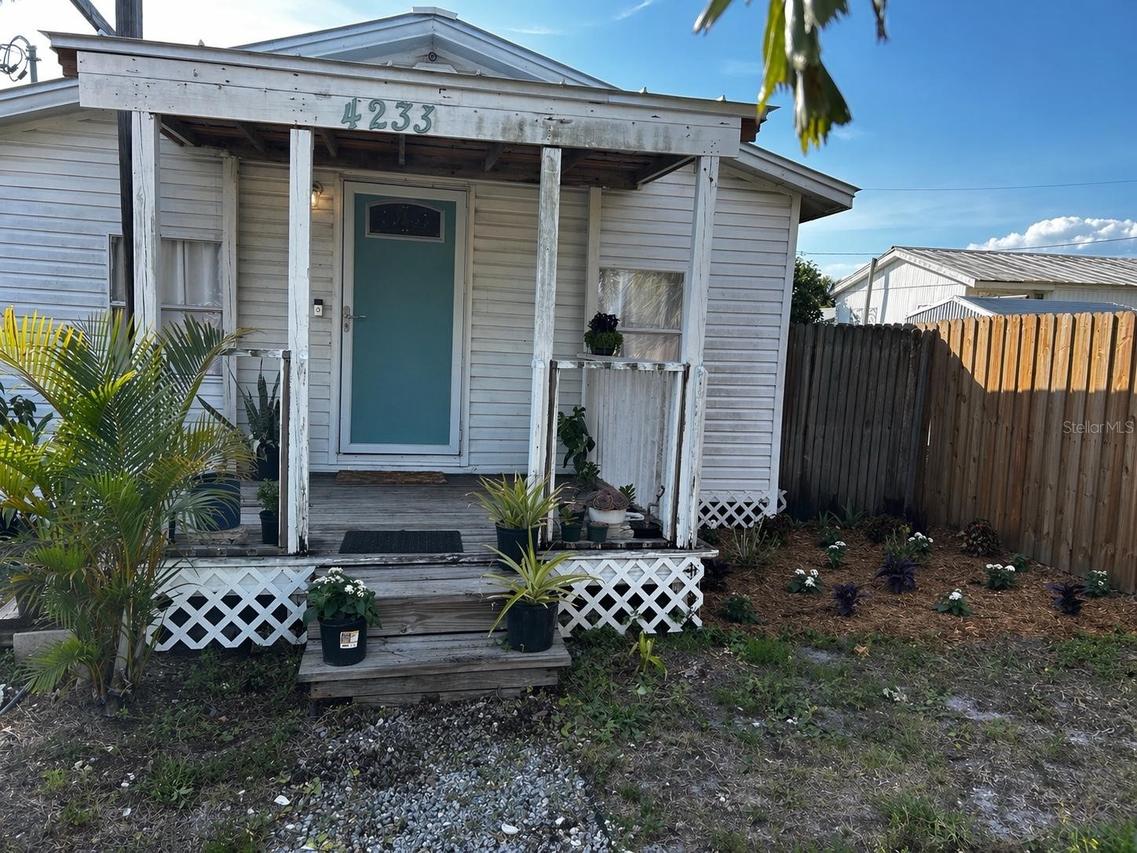 4233 Old Us Highway 41, Ruskin, FL 33570