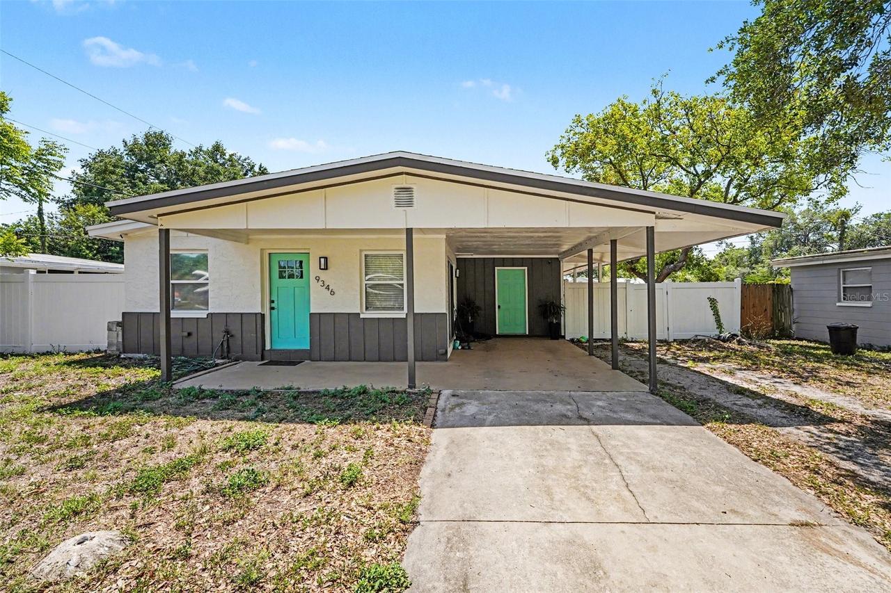 9346 89th Ave, Seminole, FL 33777