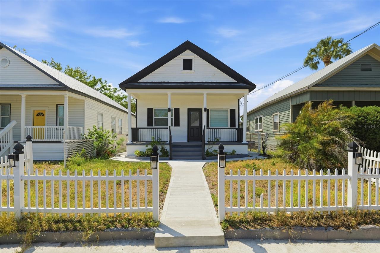 2120 W Nassau St., Tampa, FL 33607