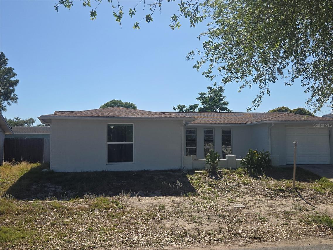 11014 Tamarix Ave., Port Richey, FL 34668
