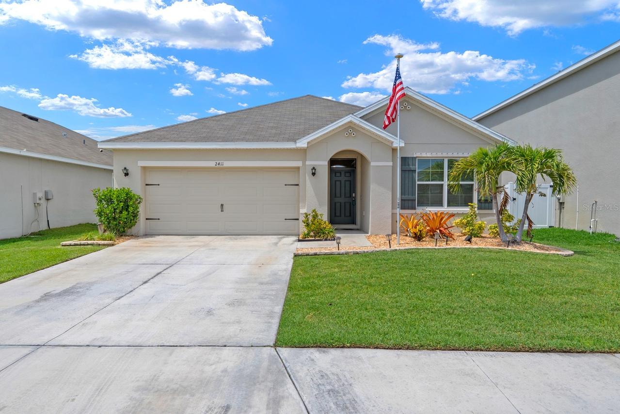 2411 Mizner Bay Ave., Bradenton, FL 34208
