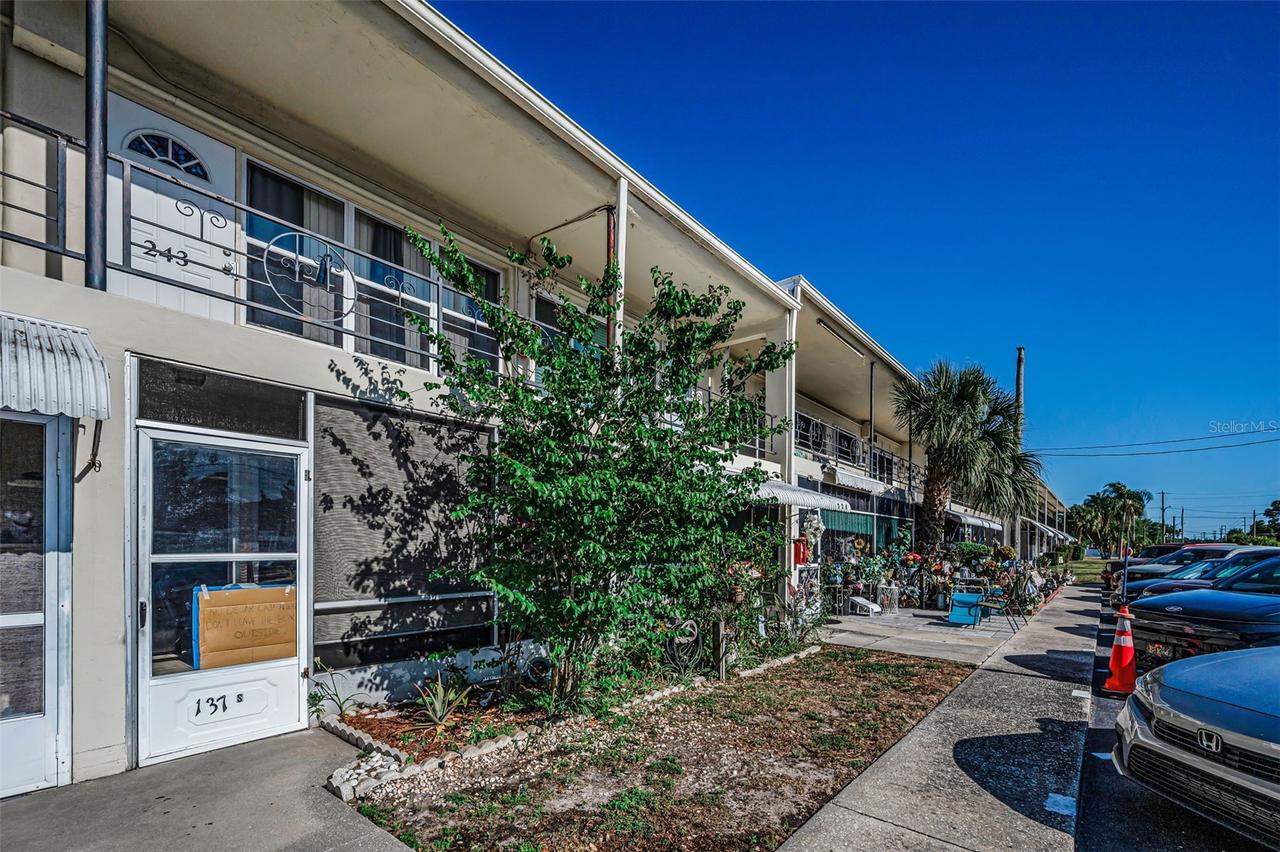 4051 58th St. #243, Kenneth City, FL 33709