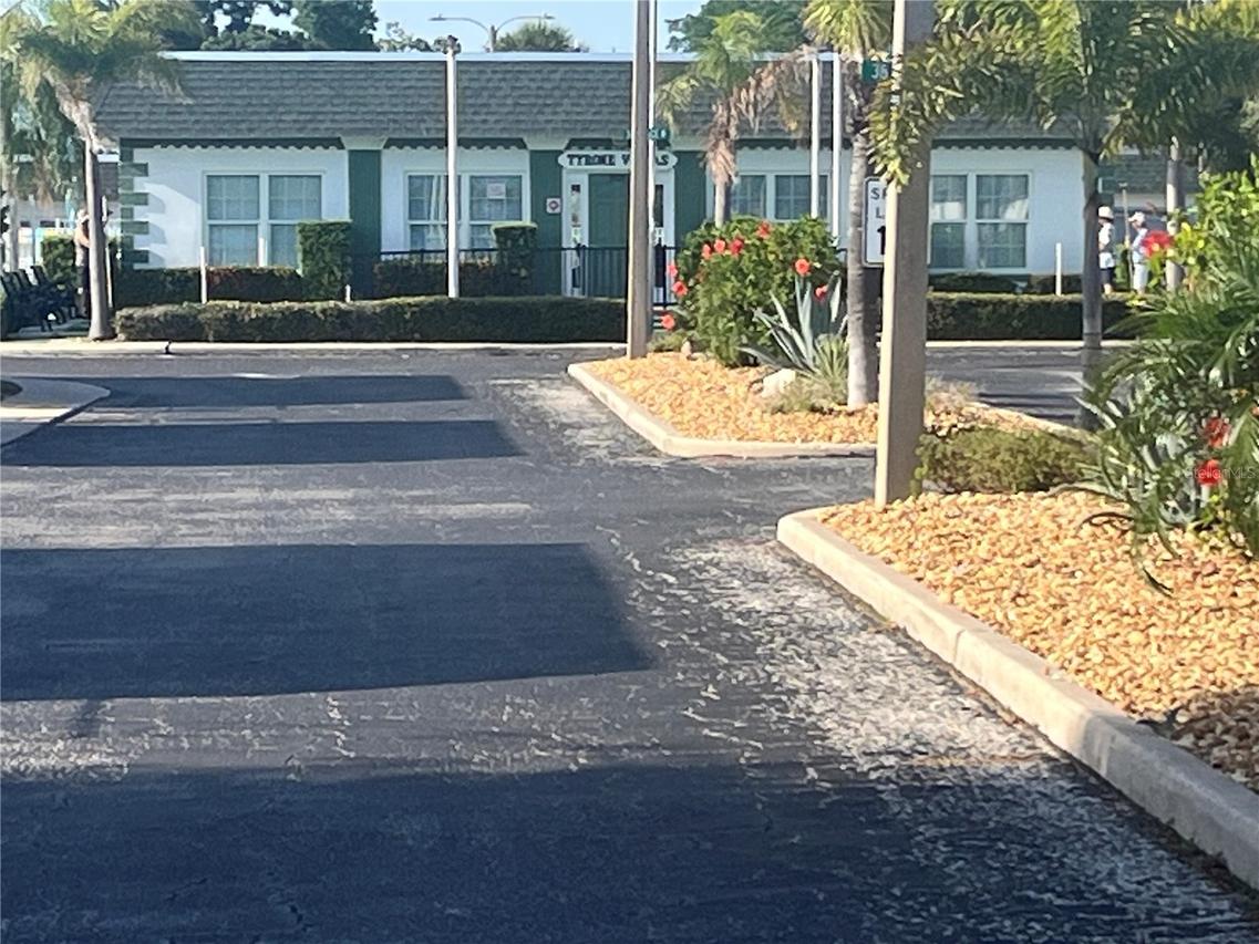 7847 39th Ter., St Petersburg, FL 33709