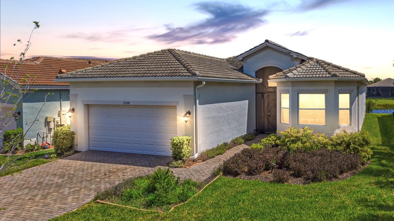 15528 Corona Del Mar Dr., Wimauma, FL 33598