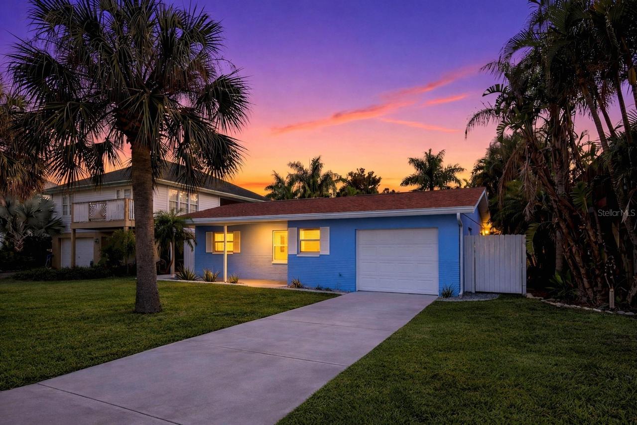 17734 1st St., Redington Shores, FL 33708