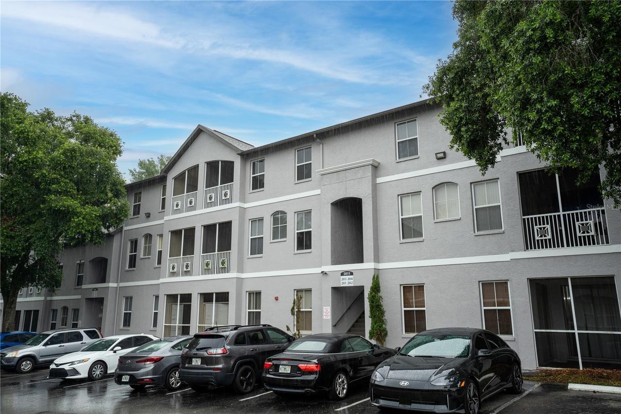 5011 Sunridge Palms Dr. #204, Tampa, FL 33617