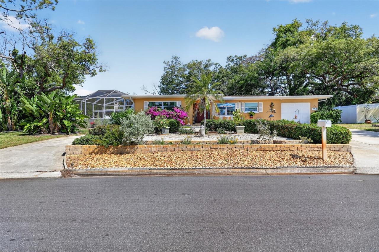 209 Westwinds Dr., Palm Harbor, FL 34683