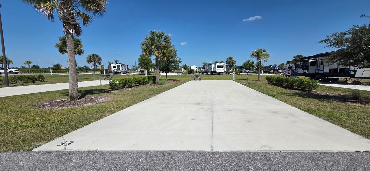 33 Tiki Turn Hyw 630, Lake Wales, FL 33898