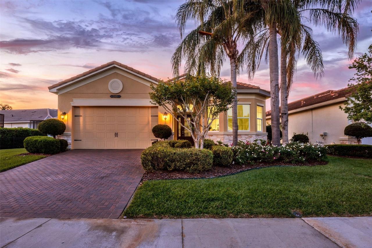 2415 Oakwood Preserve Dr., Wesley Chapel, FL 33543