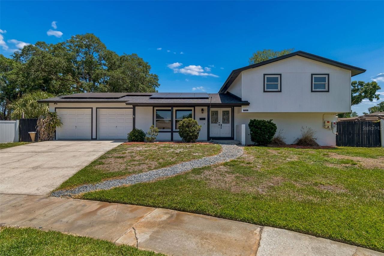 7111 Gateway Ct., Tampa, FL 33615