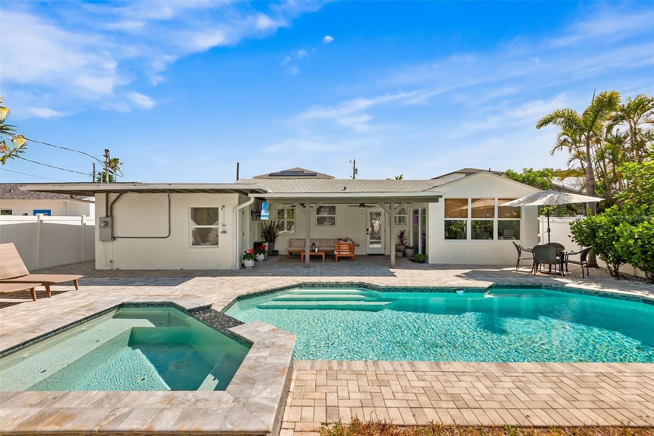 14024 N Bayshore Dr., Madeira Beach, FL 33708