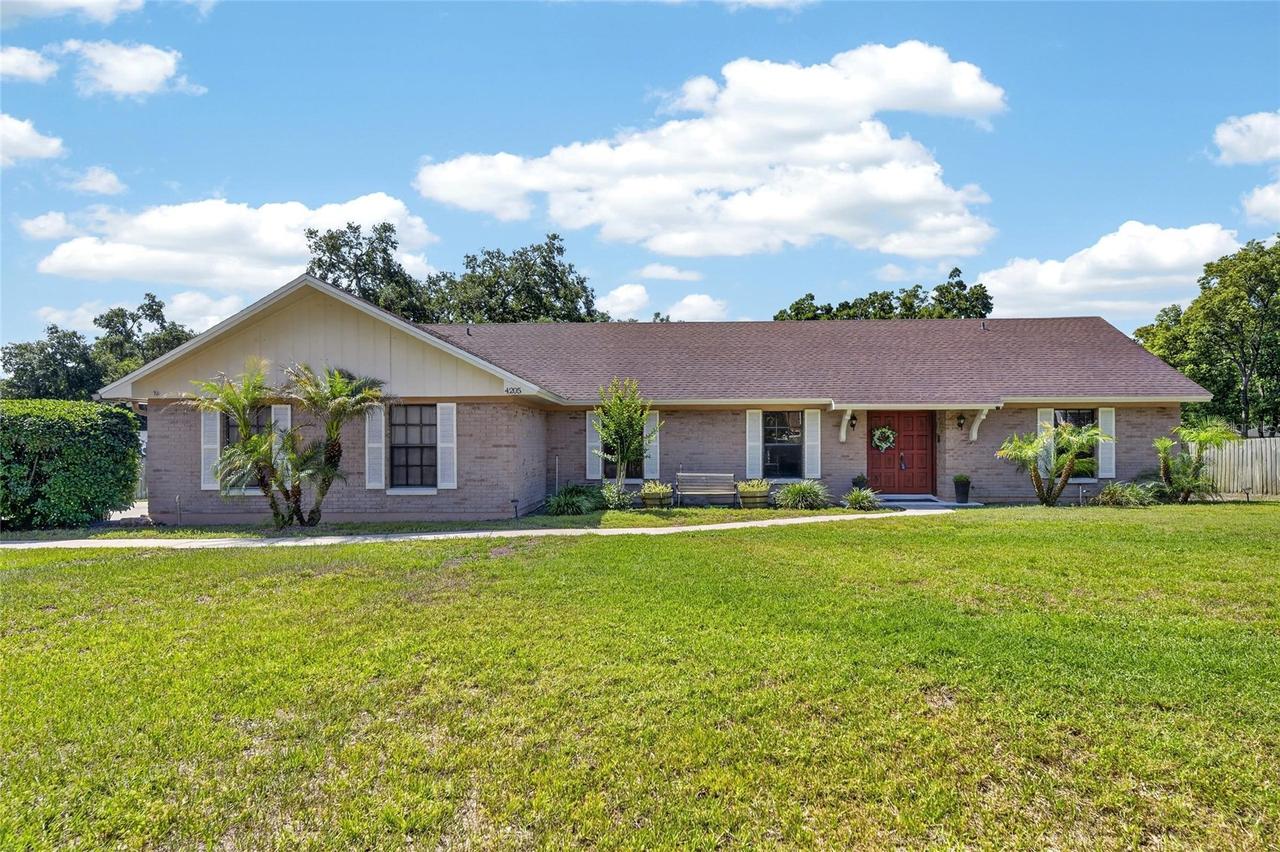 4205 Brooke Dr., Valrico, FL 33594