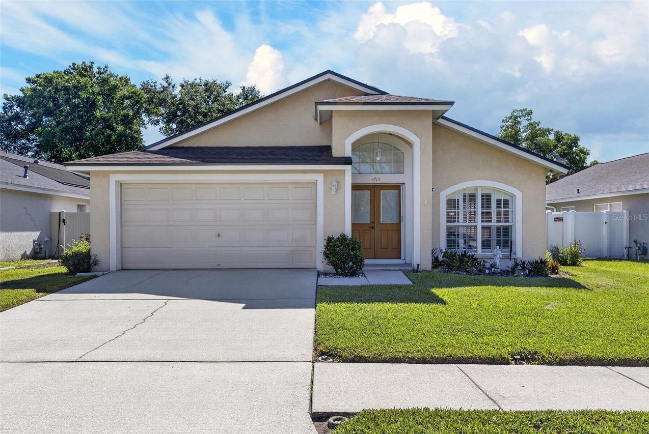 4715 Preston Woods Dr., Valrico, FL 33596