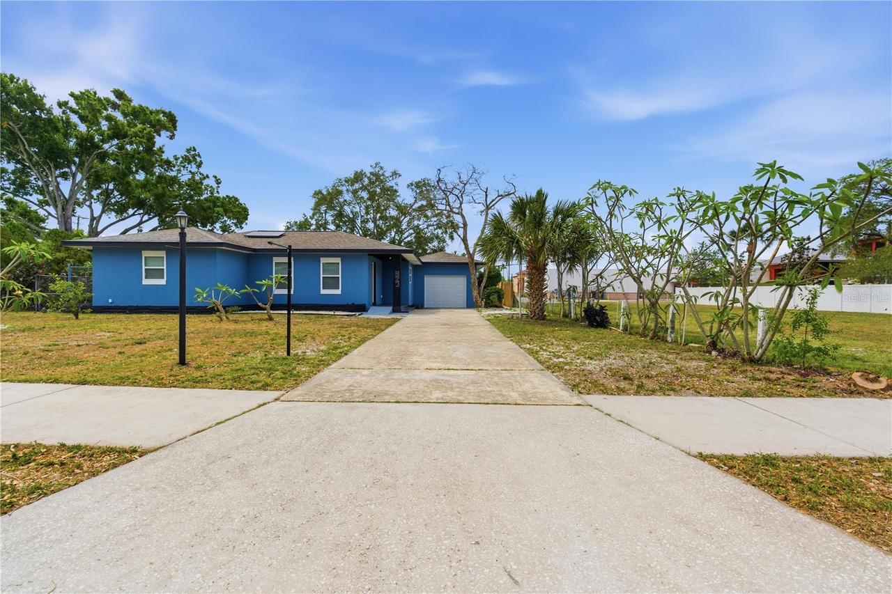 923 1st Ave., Largo, FL 33770
