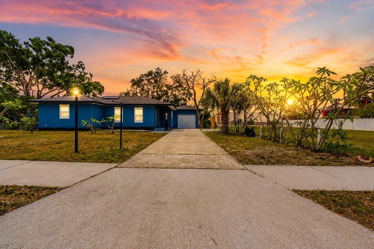 923 1st Ave., Largo, FL 33770
