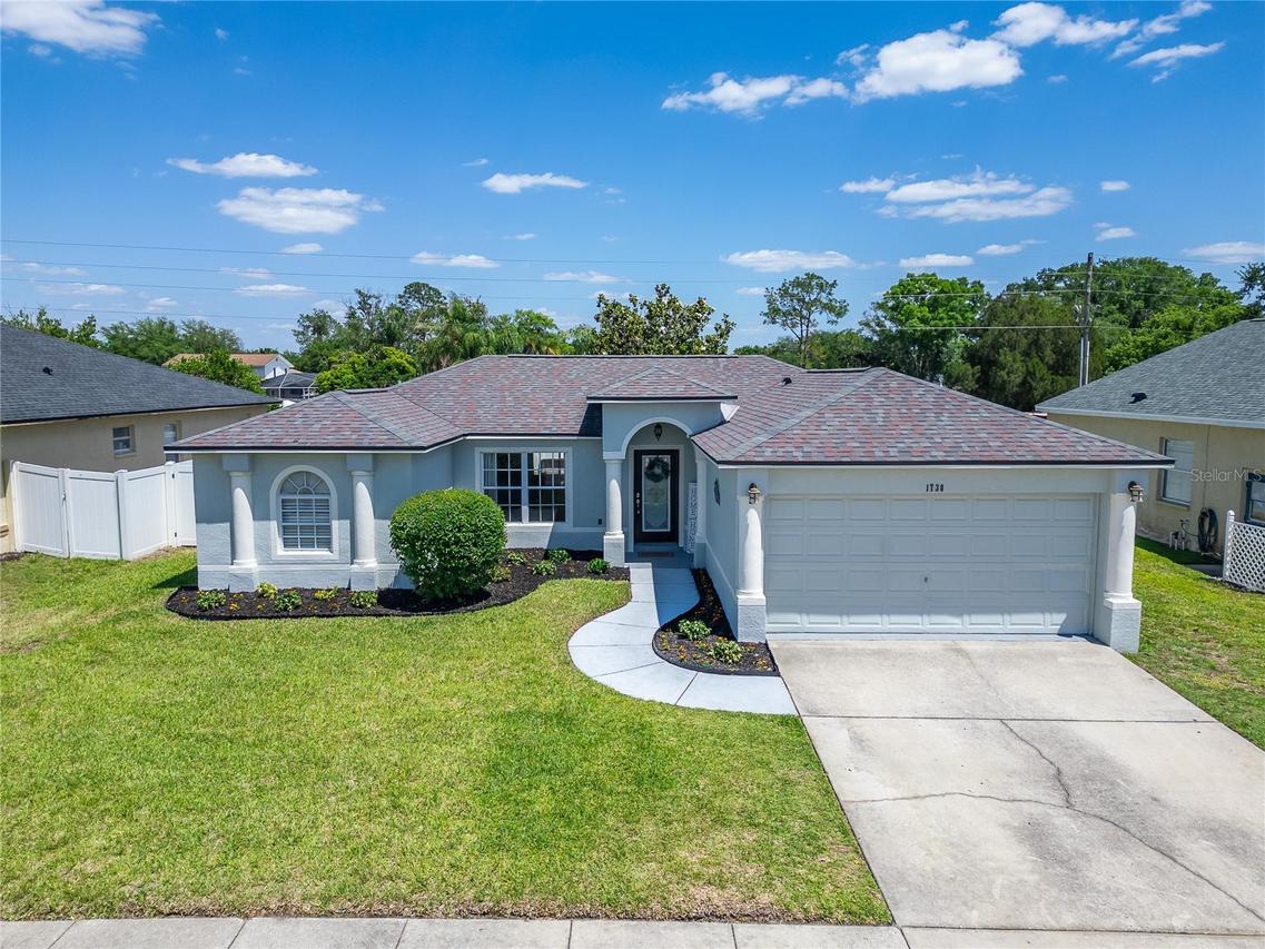 1730 Canoe Dr., Lutz, FL 33559