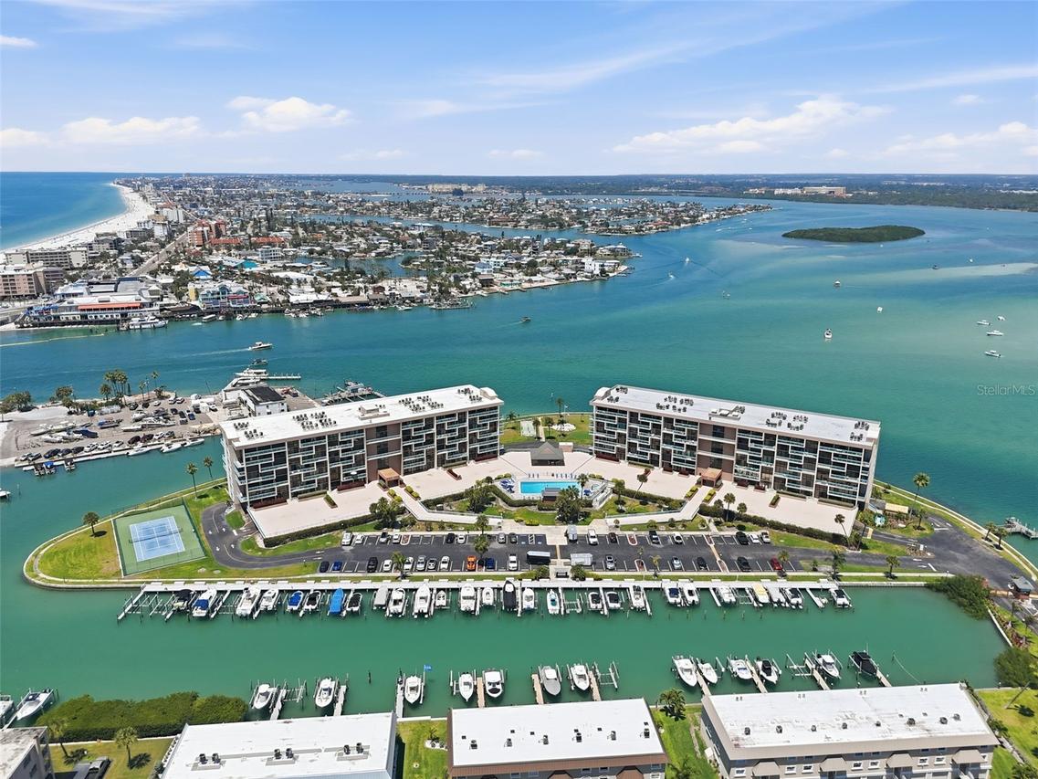 1 Key Capri #608W, Treasure Island, FL 33706
