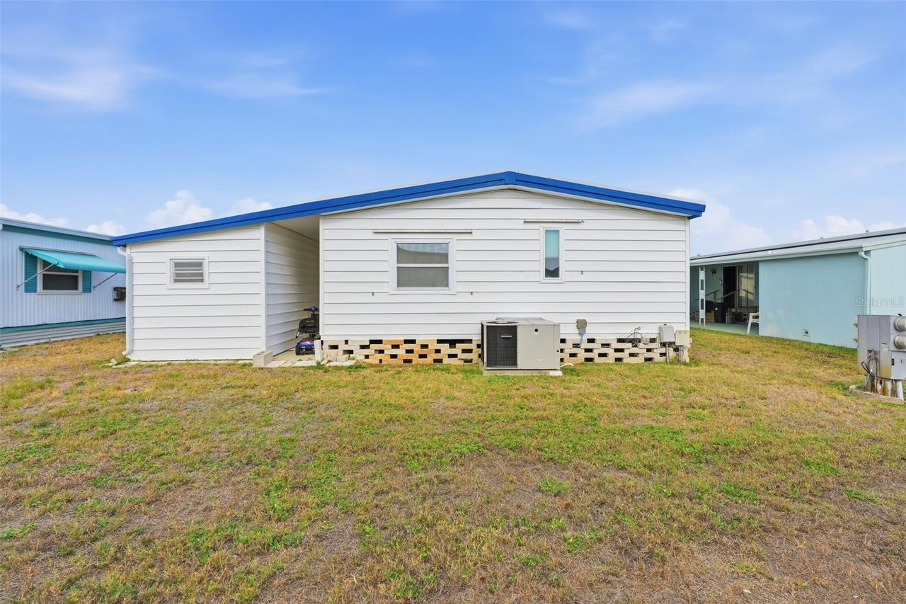 2049 Manoa Dr., Holiday, FL 34691