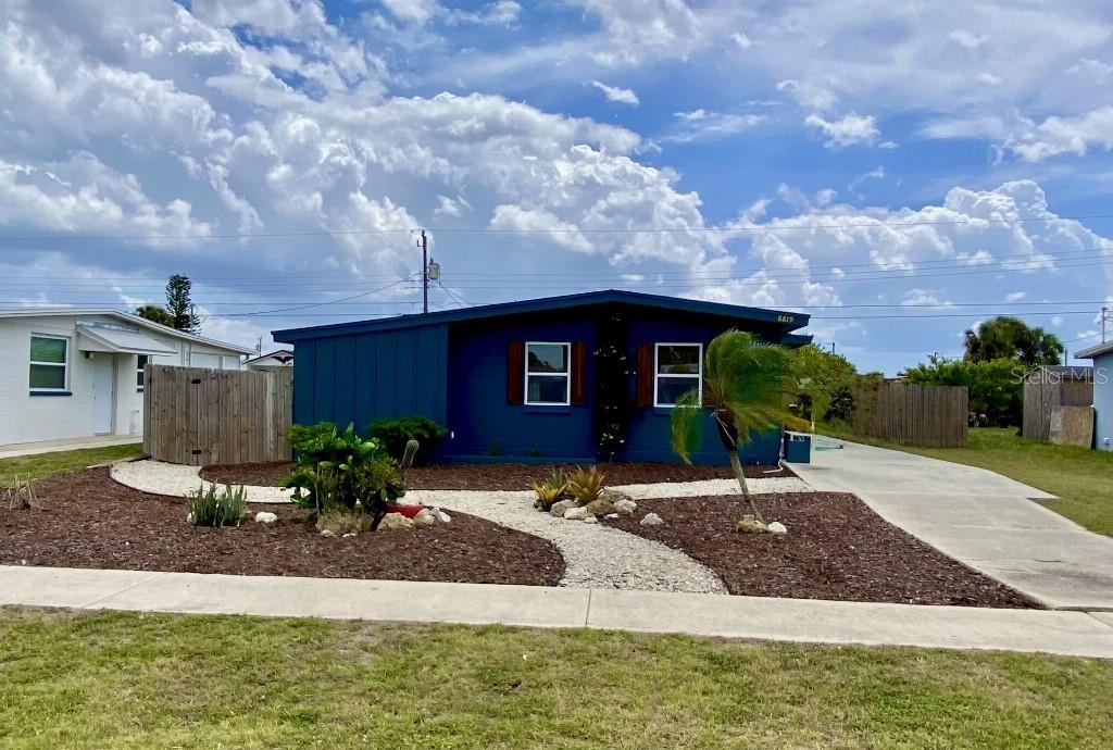 8819 Aero Ave., North Port, FL 34287