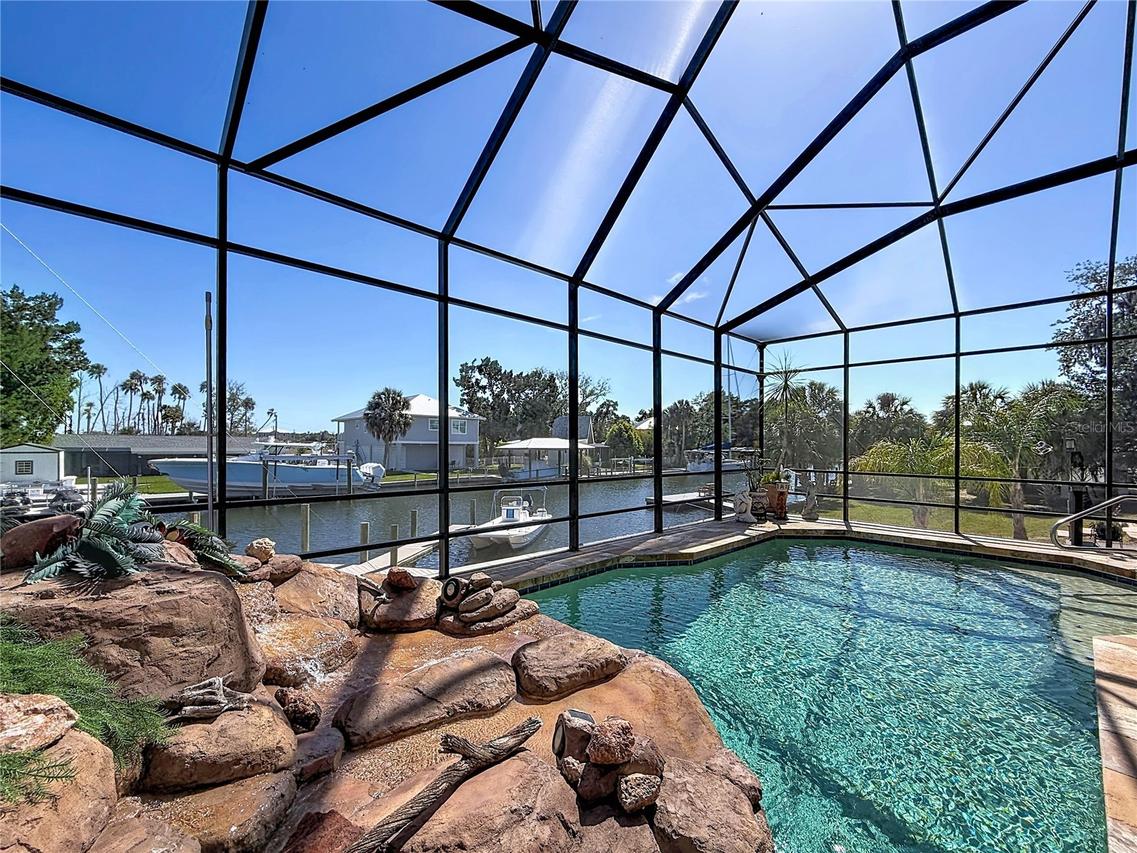 1920 NW 16th St., Crystal River, FL 34428